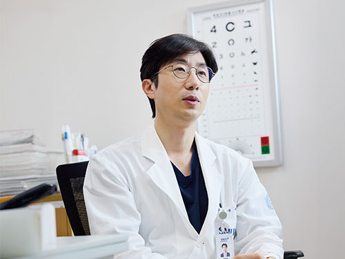 세계 최초 무선 OLED 콘택트렌즈 기반, 망막 진단 플랫폼을 개발하다